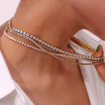 "MINIMALIST ELEGANCE"
